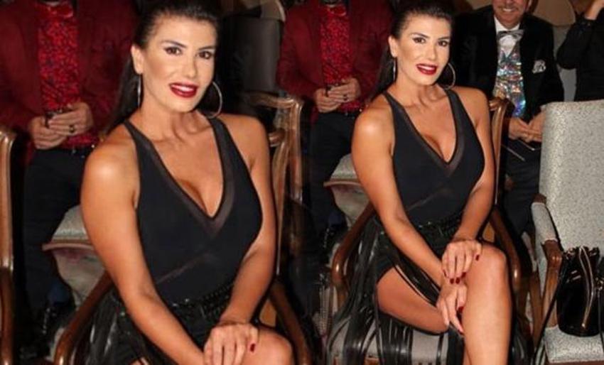 Hatice'den seksi paylaşım: Hükümet gibi kadınım!