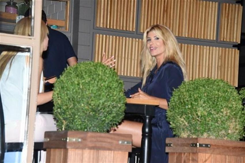 Hatice'den seksi paylaşım: Hükümet gibi kadınım!