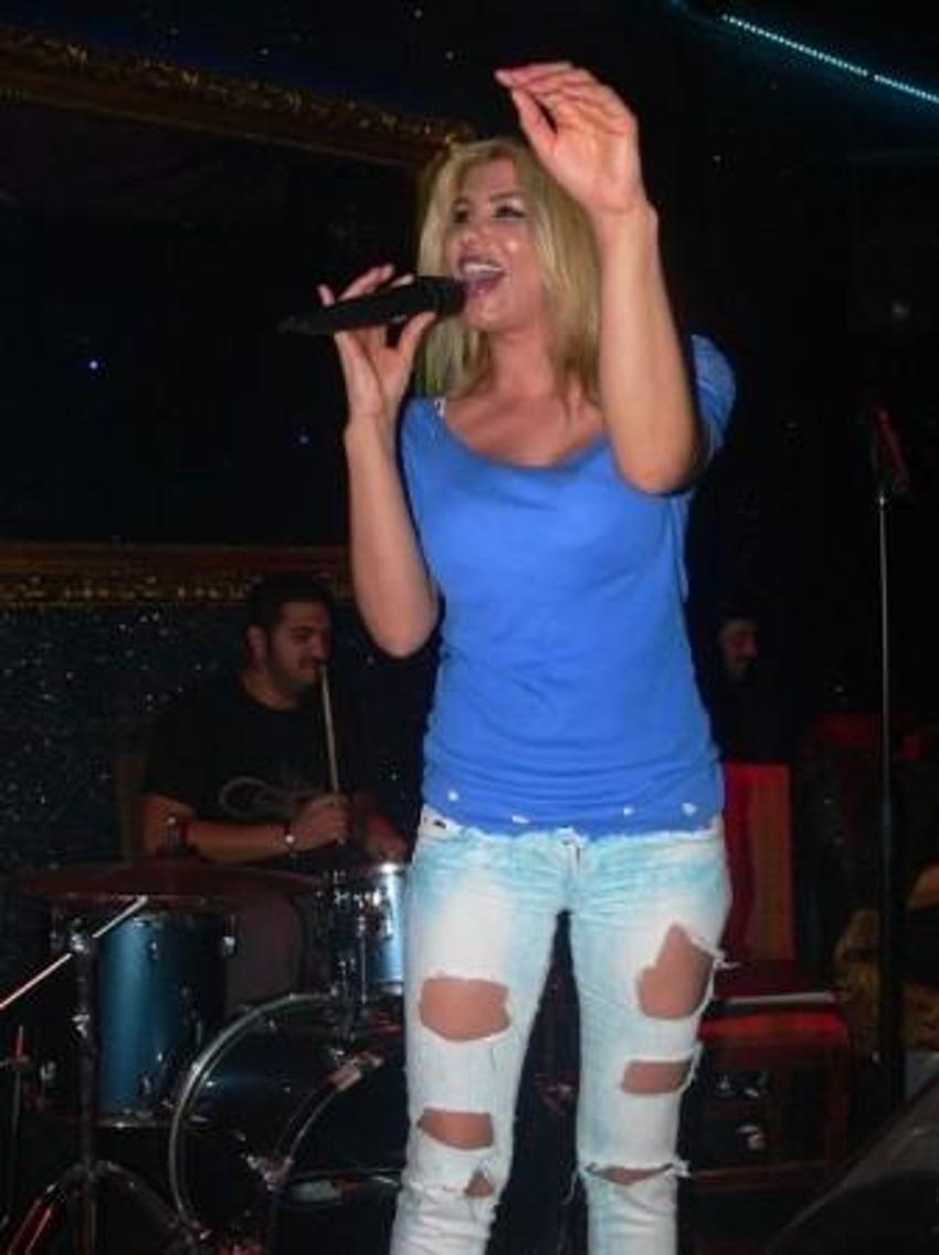 Hatice'den seksi paylaşım: Hükümet gibi kadınım!