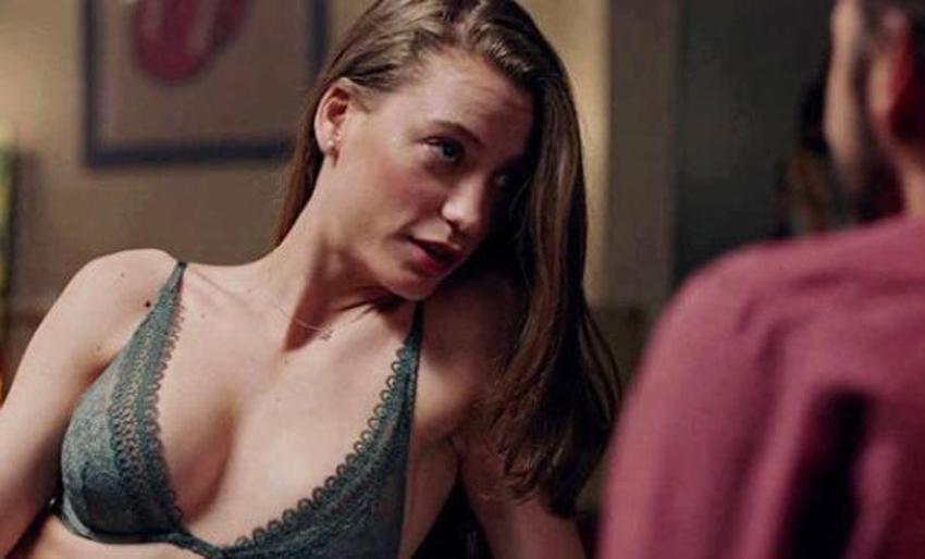 Serenay Sarıkaya'nın değişimi göğüsleriyle başladı!