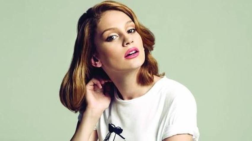 Farah Zeynep'ten itiraf: Tam öpüşecekken...