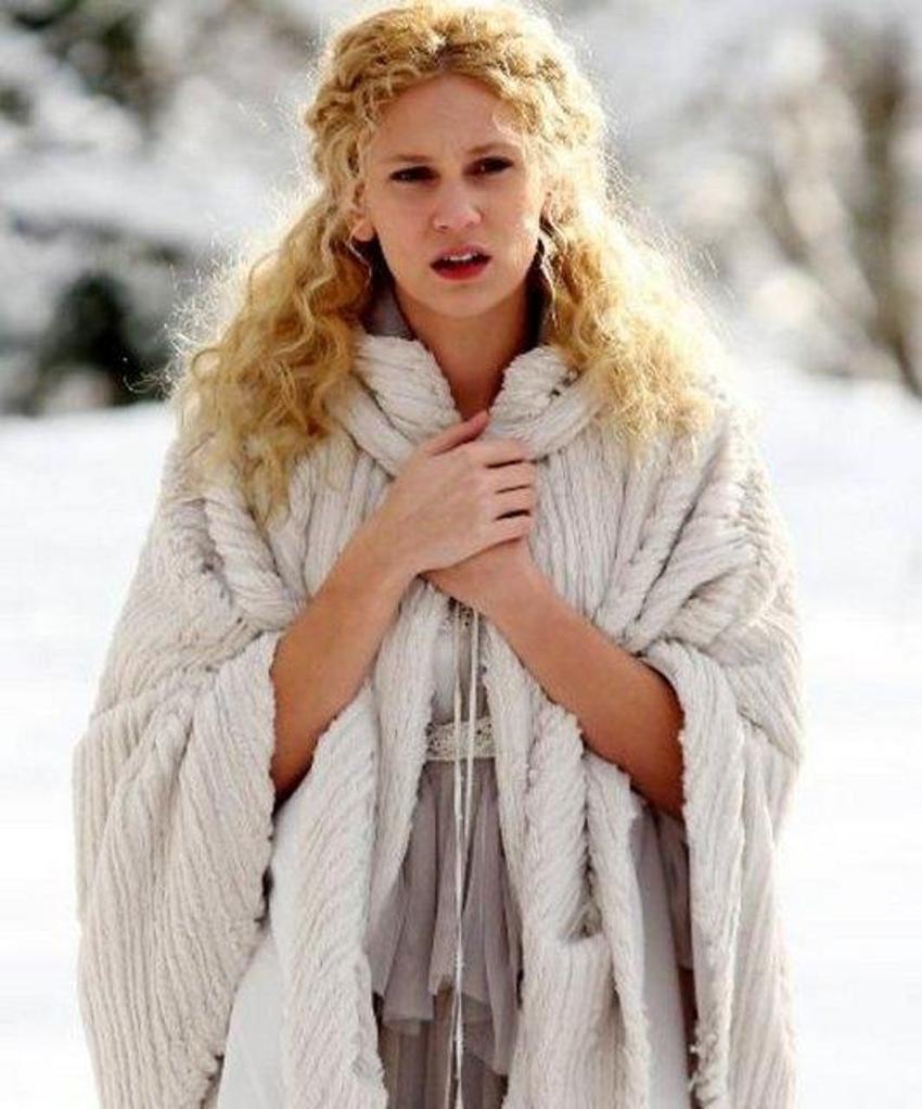 Farah Zeynep'ten itiraf: Tam öpüşecekken...