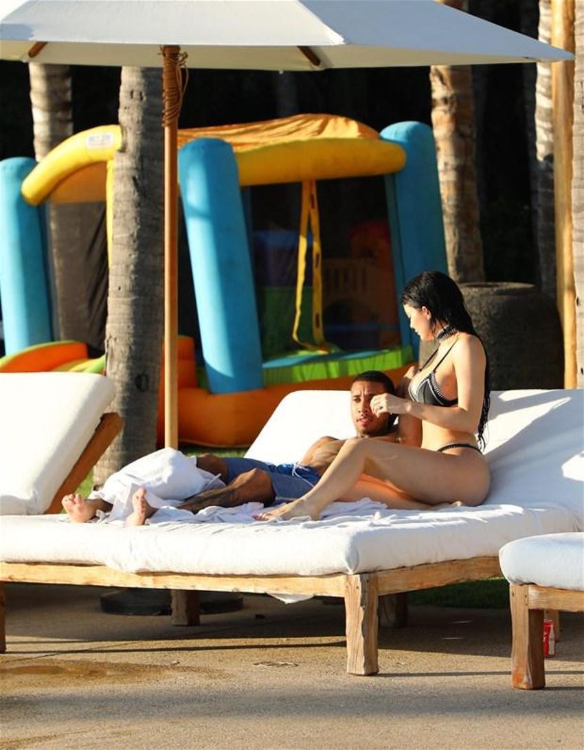 Doğum için gün sayıyor!