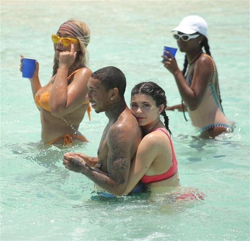 Doğum için gün sayıyor!