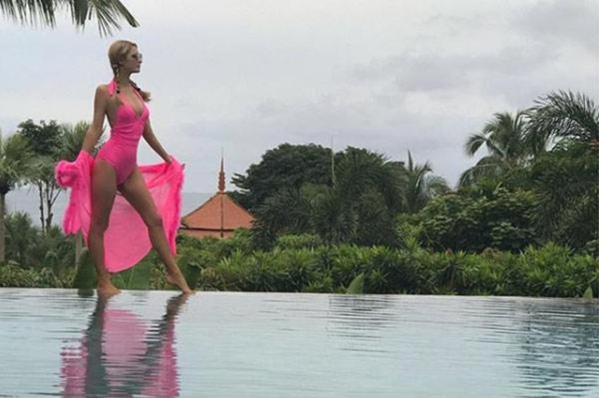 Gördüğünüz Kim Kardashian değil Paris Hilton!