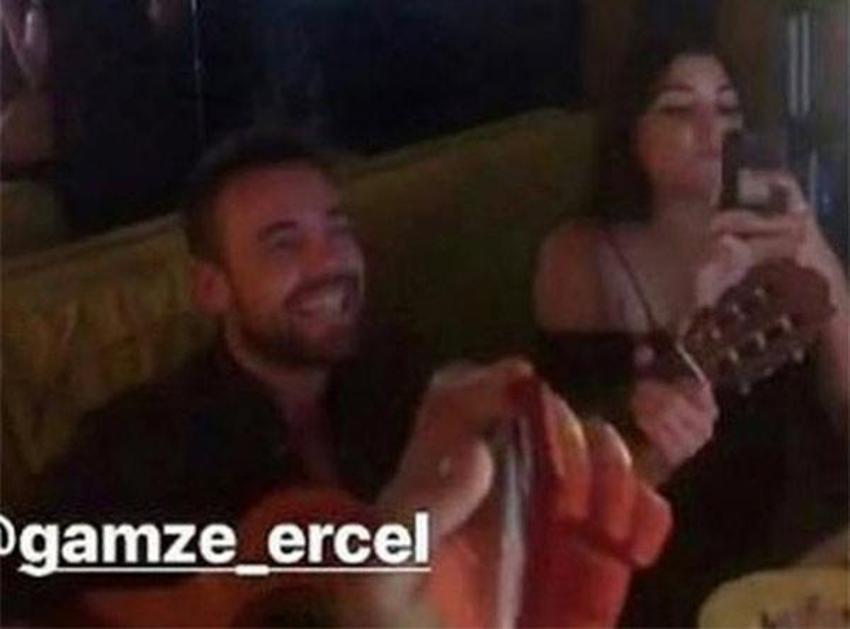 Hande Erçel'i şoke eden haber!