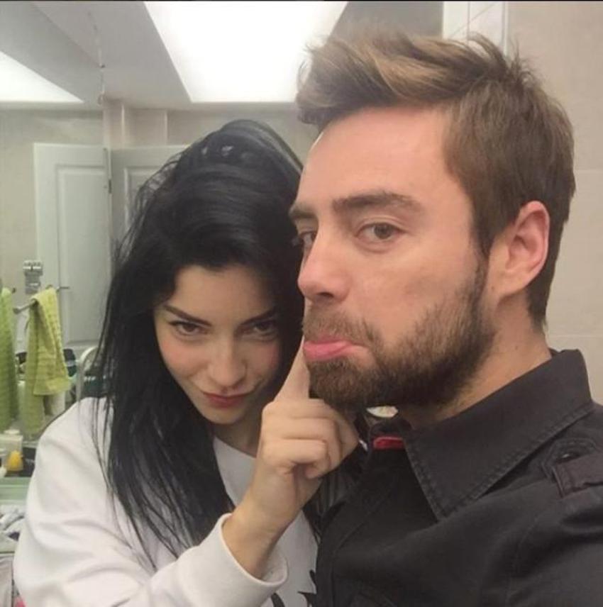 Hande Erçel'i şoke eden haber!