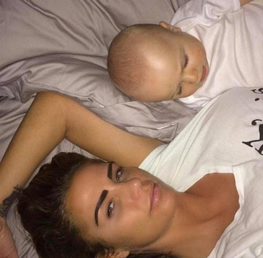 Katie Price'ten üzücü haber! Yüzü...