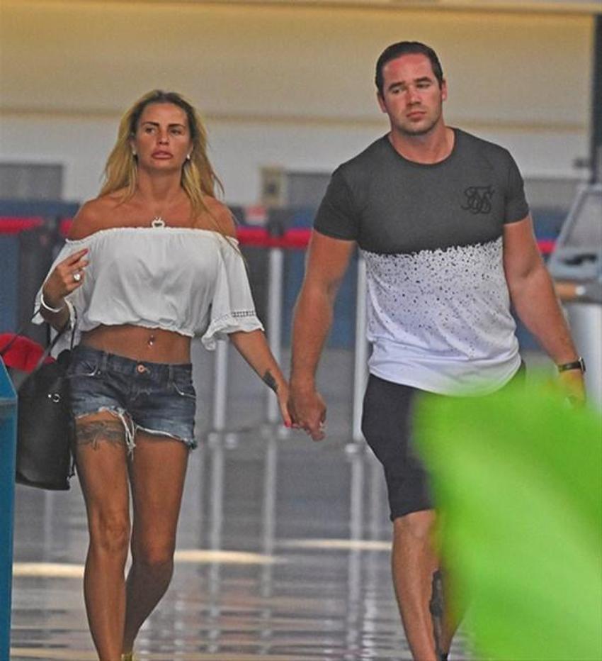 Katie Price'ten üzücü haber! Yüzü...