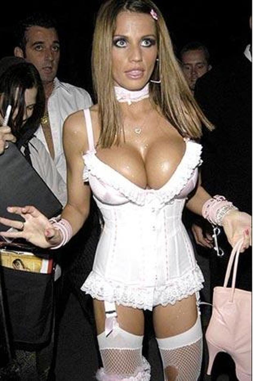 Katie Price'ten üzücü haber! Yüzü...