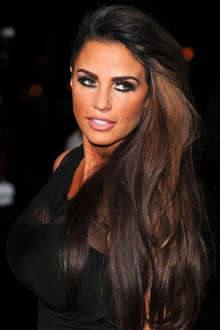 Katie Price'ten üzücü haber! Yüzü...