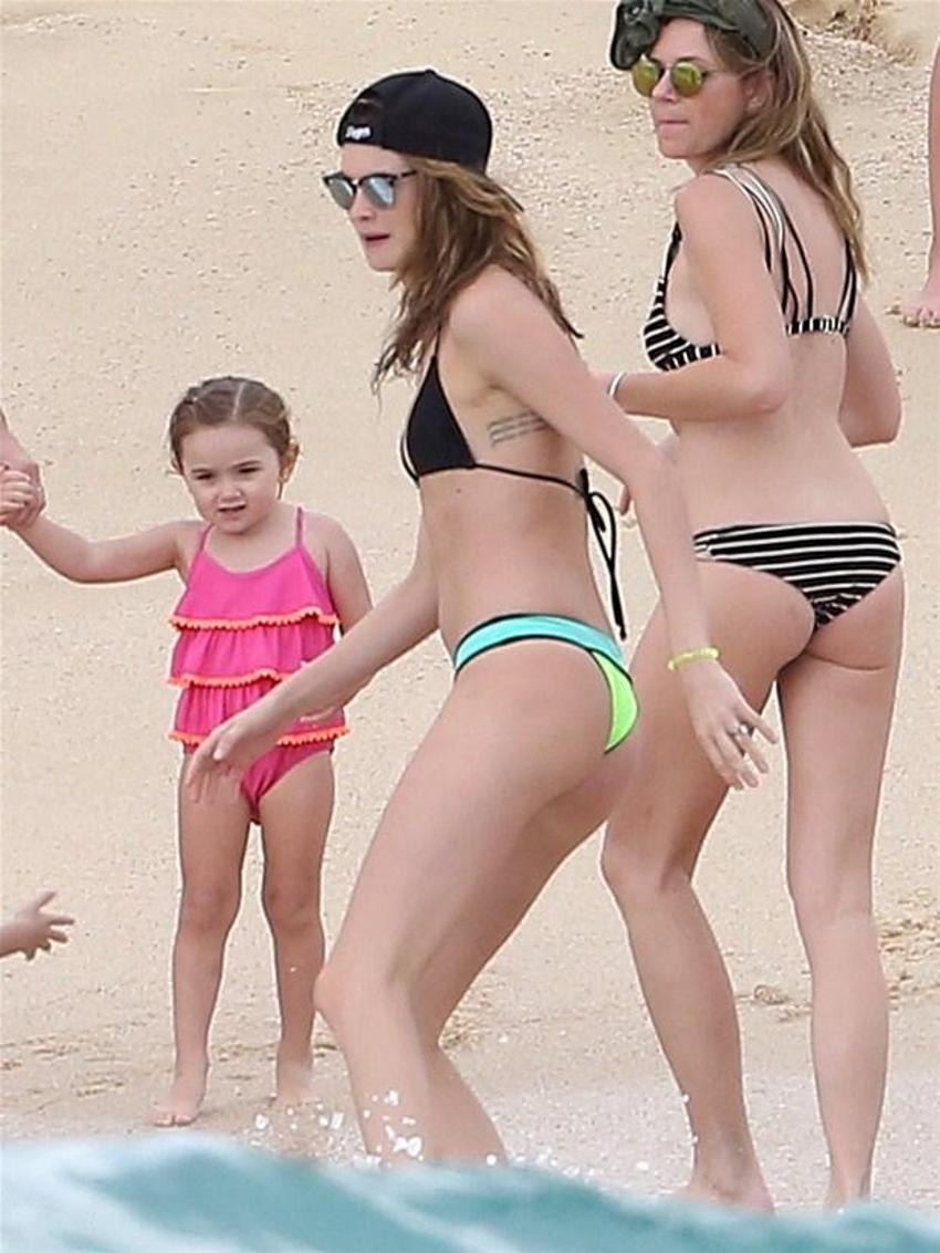 Behati Prinsloo'nun bebekliği!