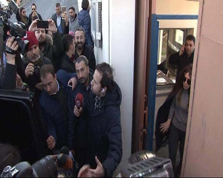 Seren Serengil cezaevinden çıktı canlı yayına koştu!
