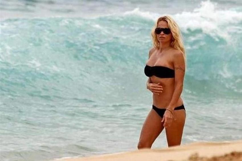 Pamela Anderson: Sevgilimle vücut diliyle anlaşıyoruz!