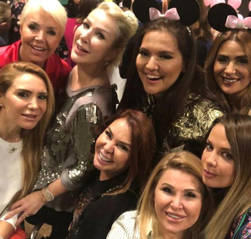Demet Akalın'dan kızına 6 bin TL'lik pasta!