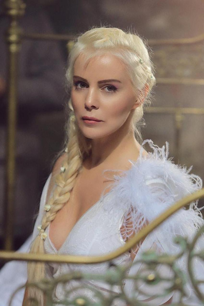 'Yerli Khaleesi' Ömür Gedik!