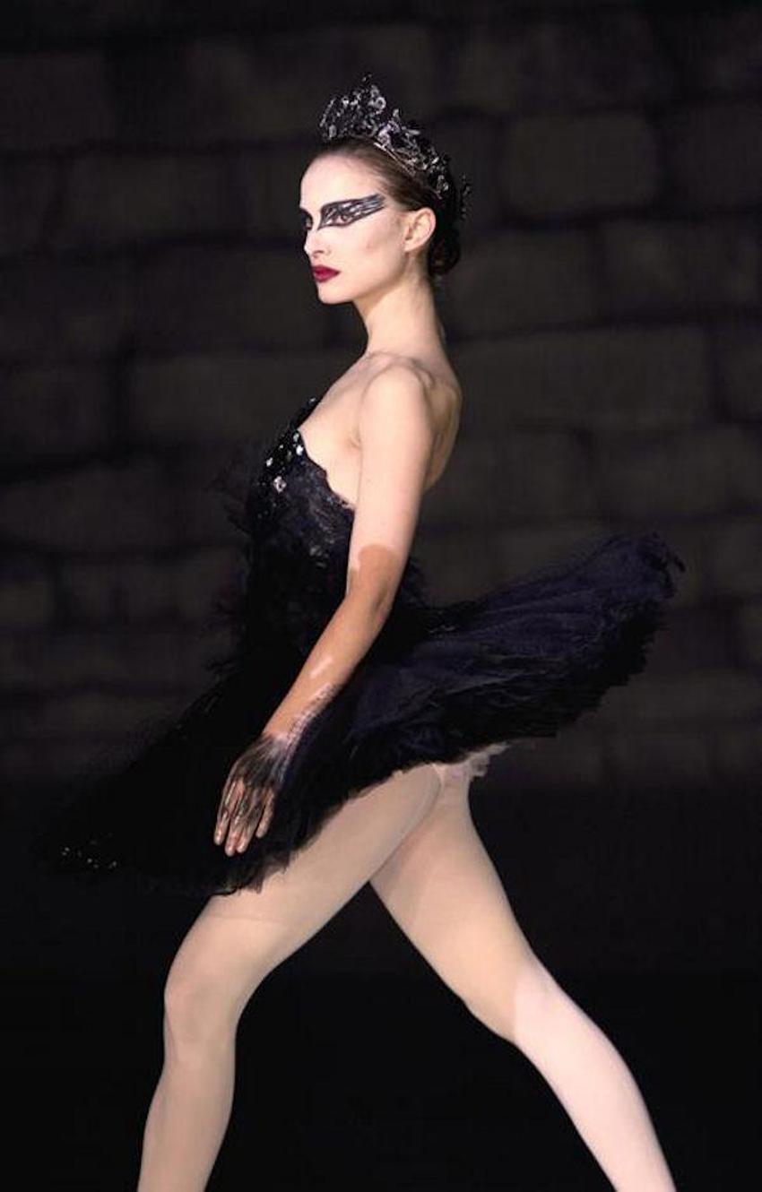 Natalie Portman'dan şoke eden itiraf: Memeleri tomurcuklanmış...
