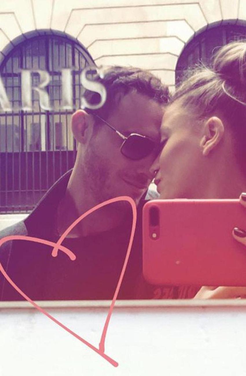 Serenay Sarıkaya sosyal medyayı salladı!