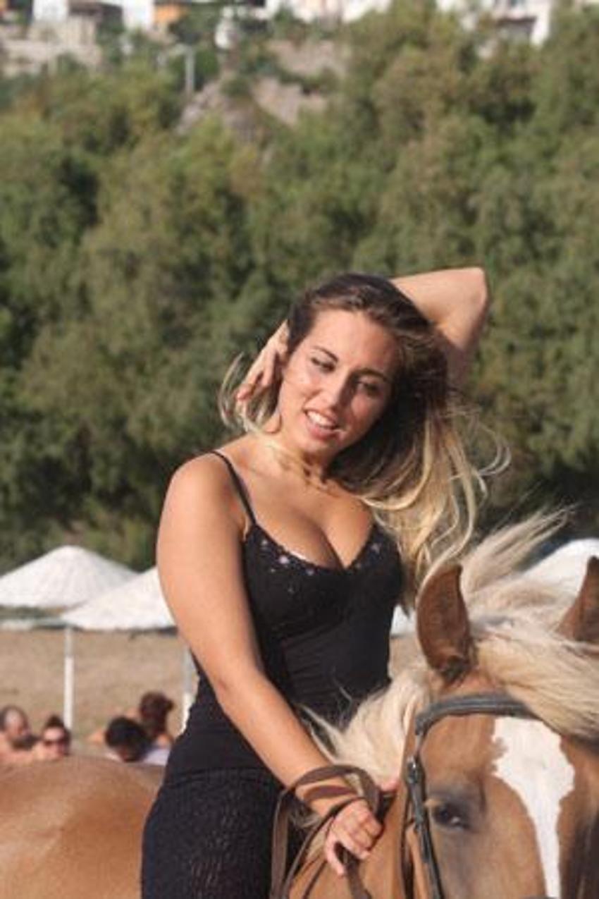 Ahu Tuğba'nın kızına kötü haber!