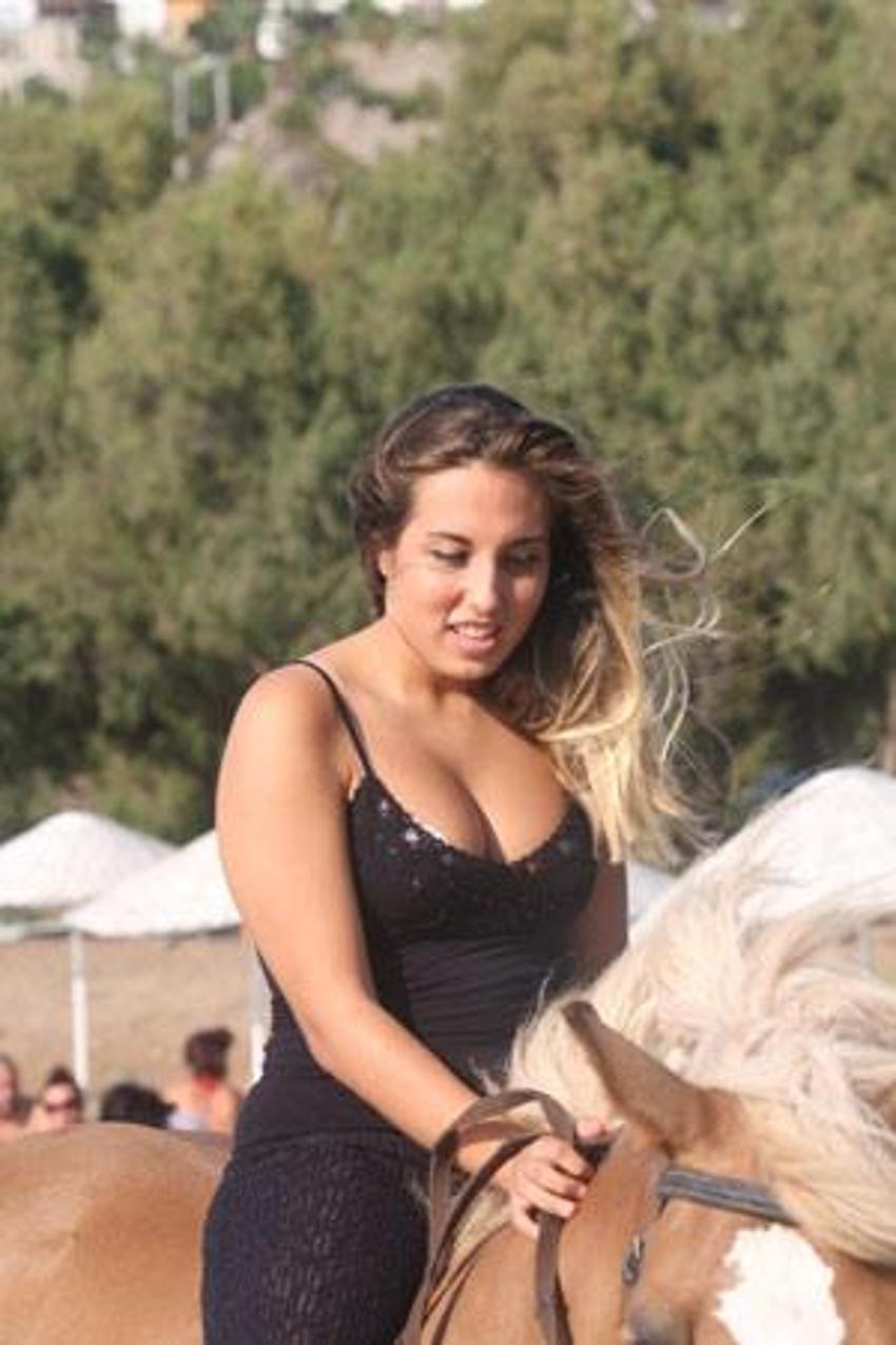 Ahu Tuğba'nın kızına kötü haber!