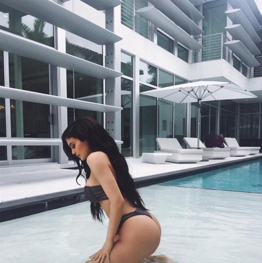 Doğumdan sonra ilk kez görüntülendi!