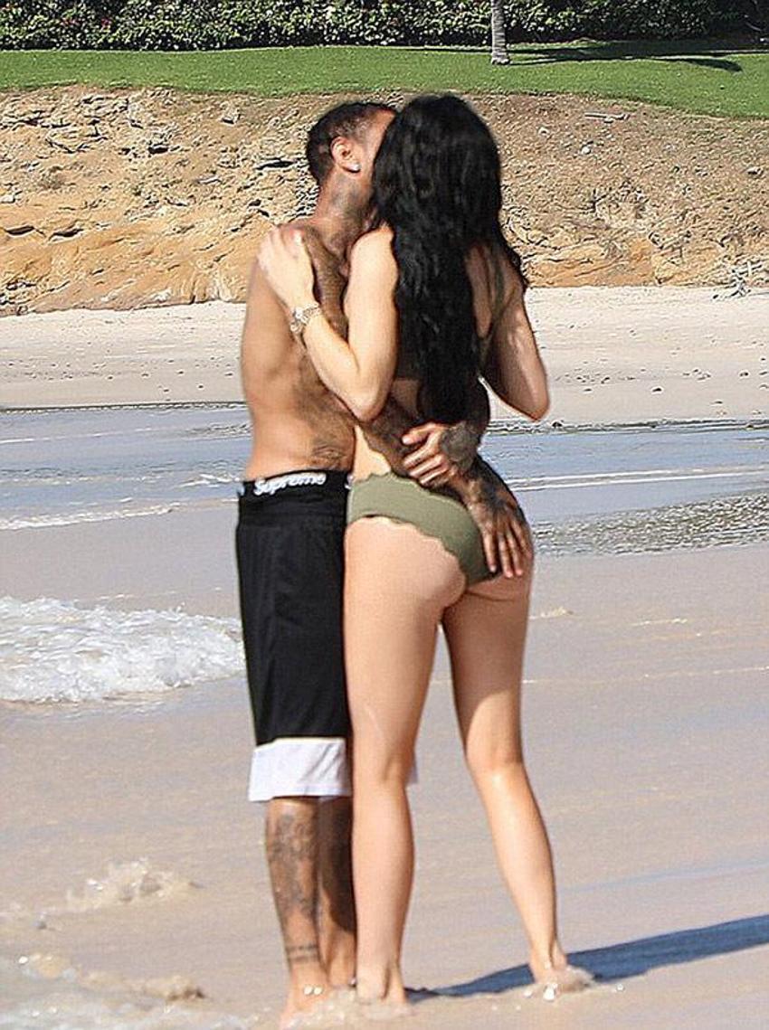 Doğumdan sonra ilk kez görüntülendi!