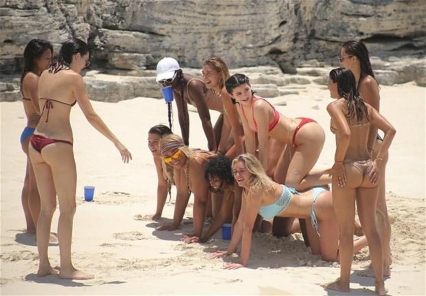 Doğumdan sonra ilk kez görüntülendi!