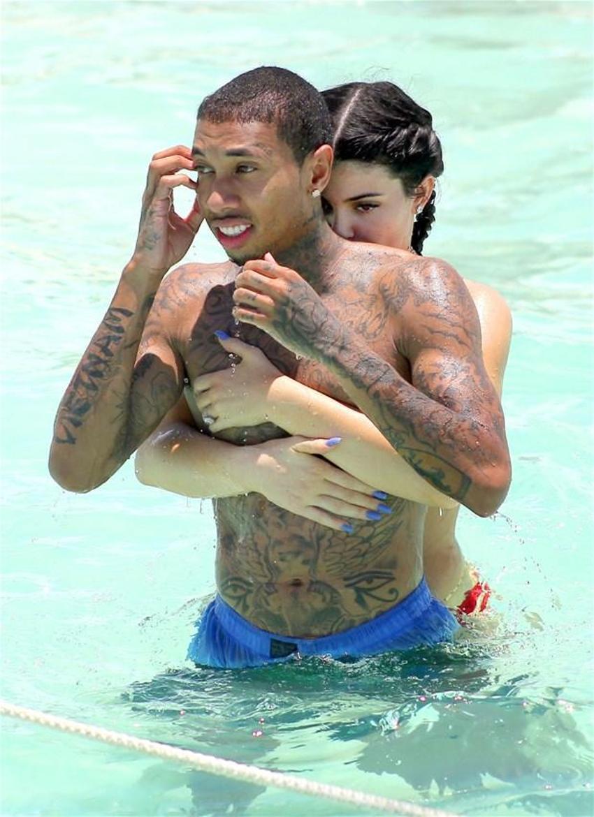 Doğumdan sonra ilk kez görüntülendi!