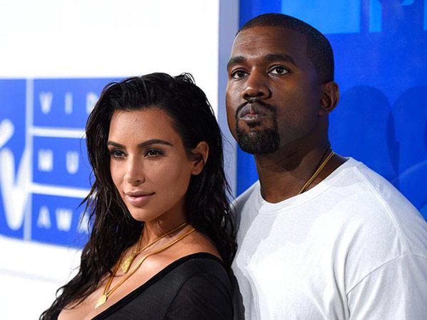 Kars’ta Kim Kardashian’a tepki!