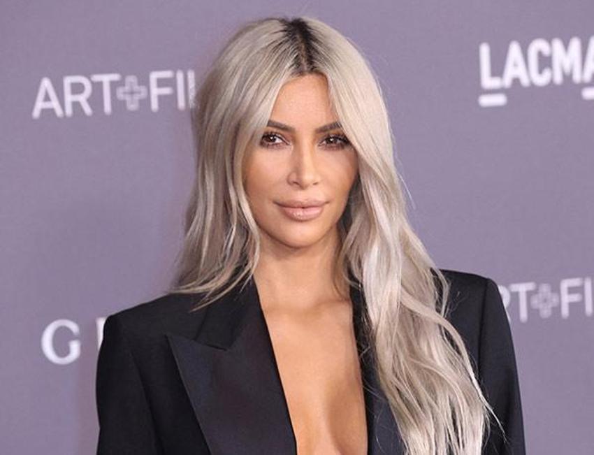 Kars’ta Kim Kardashian’a tepki!