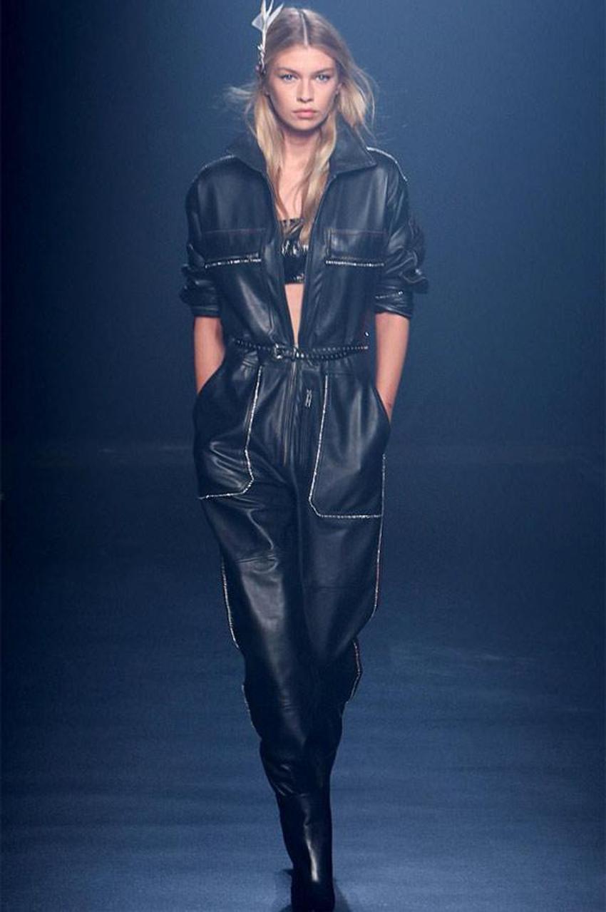 Stella Maxwell büyüledi!