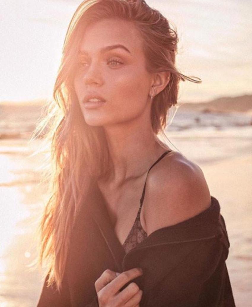 Seksi modelden flaş itiraf: Sütyenimin...