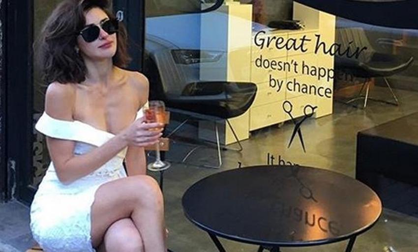 Nesrin'in transparan kıyafeti olay oldu!