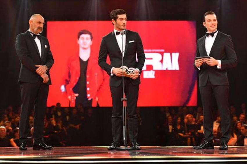 'Memati'nin yeni imajı törene damga vurdu!