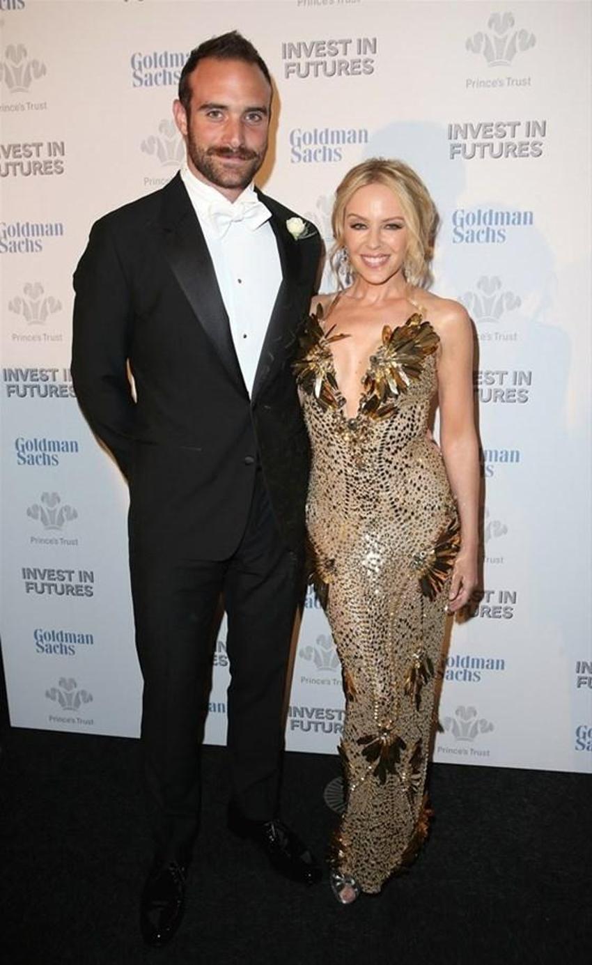 Kylie Minogue ile tokalaşmak 5 bin TL!