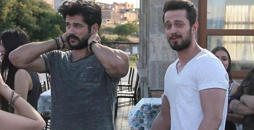Burak Özçivit tek tek hepsini sildi!