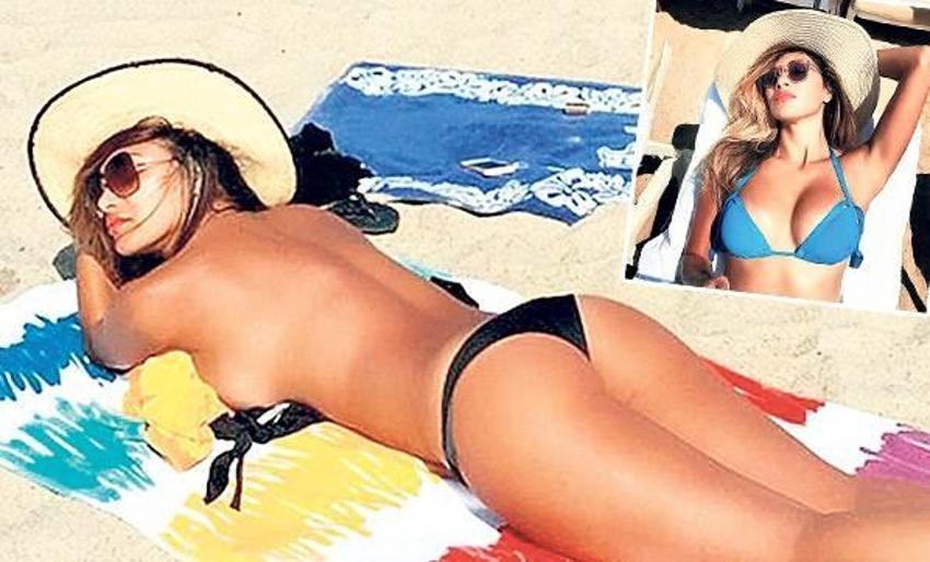Seksi şarkıcıdan nefes kesen pozlar!