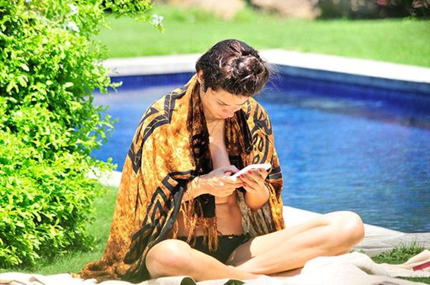 Adriana Lima'nın hedefi 'göbek dansı' öğrenmek!