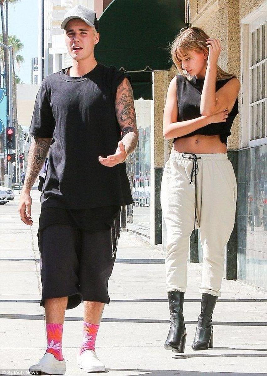 Hailey Baldwin, Türkiye kapağında!