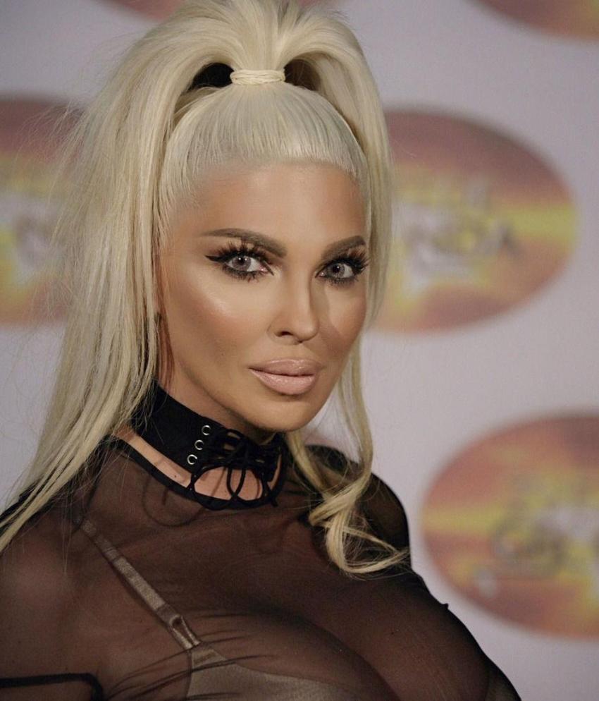 Jelena Karleusa'dan yine olay paylaşım!
