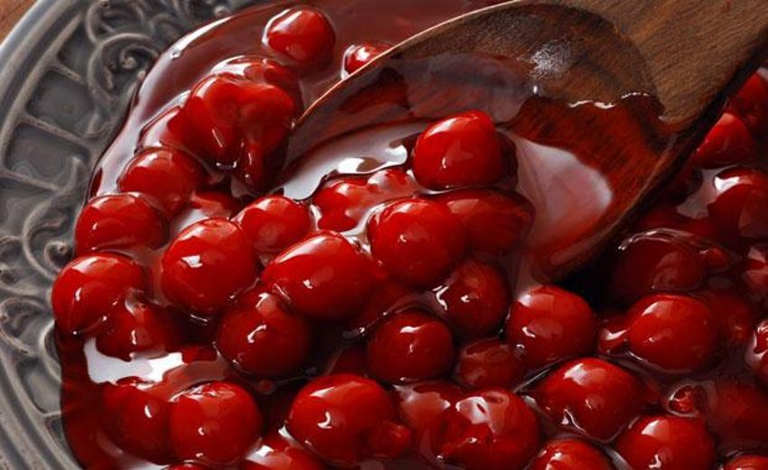 Vişne soslu irmik tatlısı tarifi