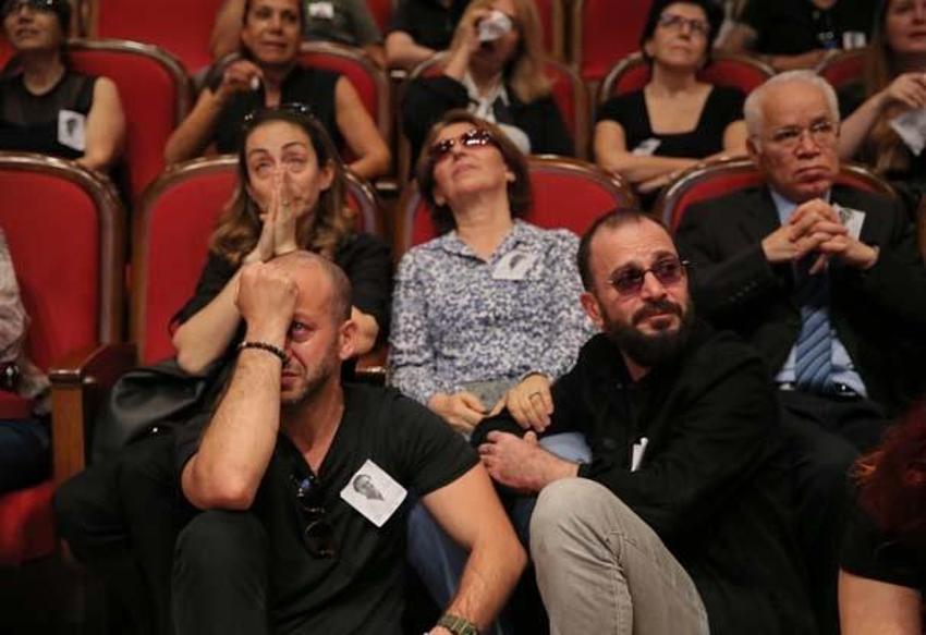 Ünlü oyuncu Arda Öziri'ye acı veda