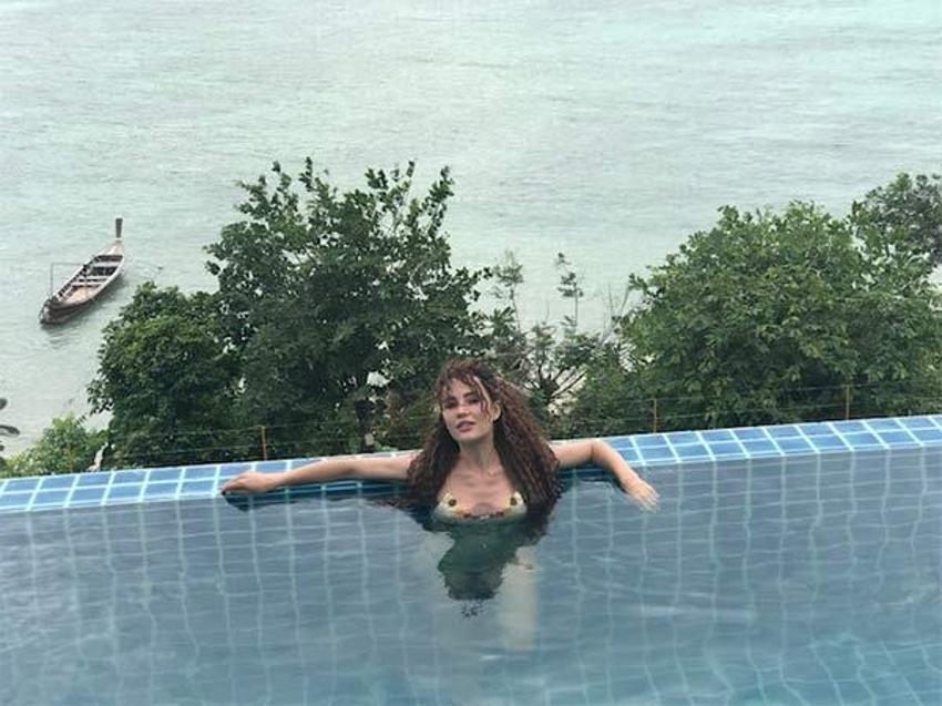 Türk dizi yıldızı Phuket'i salladı