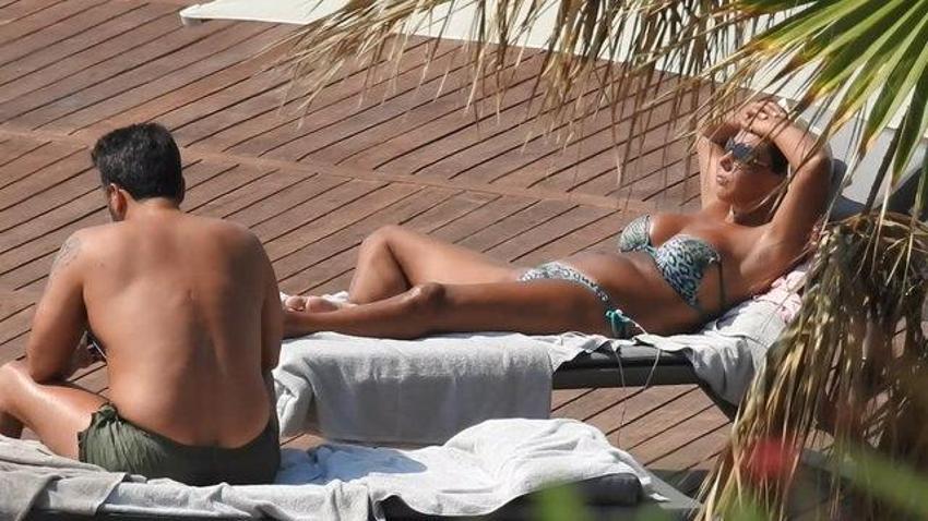 Asena ve Hasan Dere çifti Bodrum'da aşka geldi