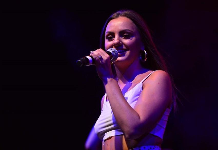 Dünya starı Stan'dan muhteşem performans