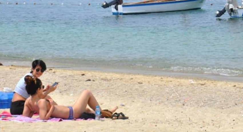 Avşa Adası'nda turist sayısı nüfusun 40 katını aştı