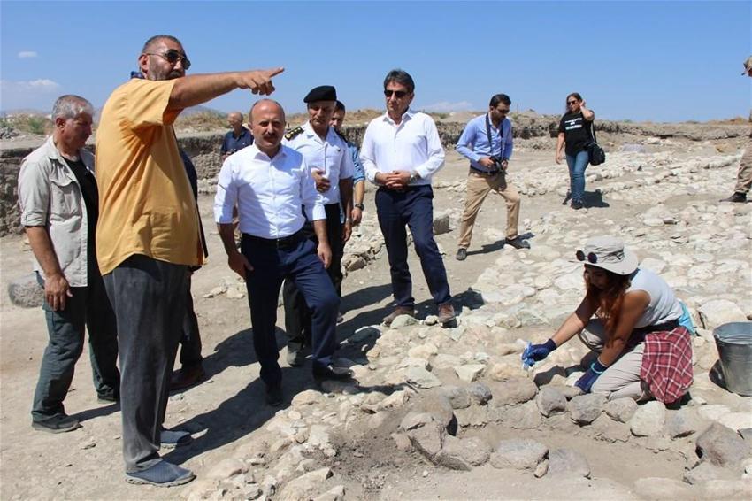 Amasya’da 2 bin 500 yıllık Pers sarayının sütunları bulundu