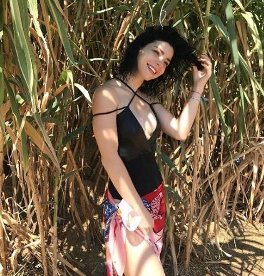 Merve Boluğur!