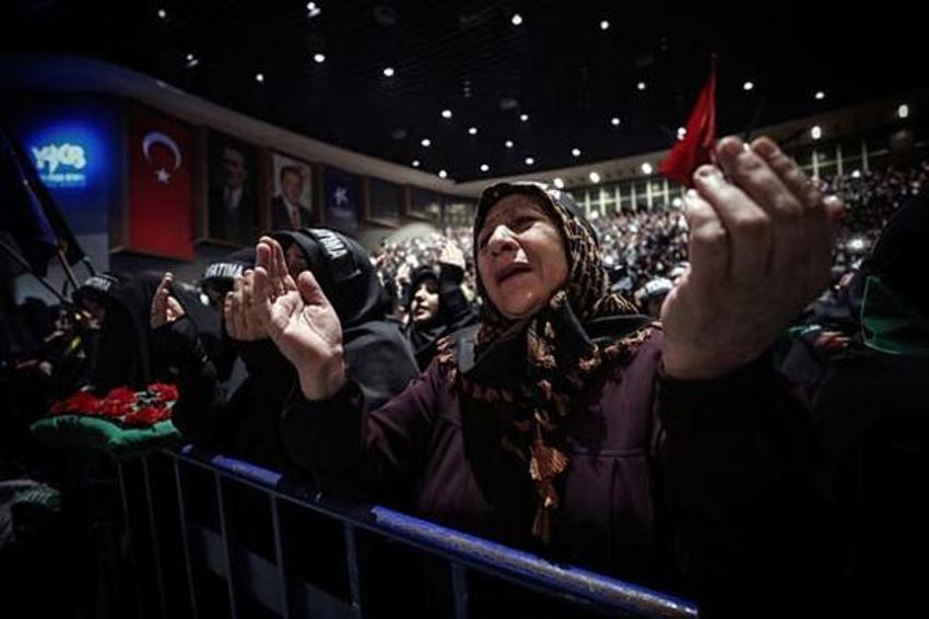 Bitmeyen matem... İstanbul'da gözyaşları sel oldu