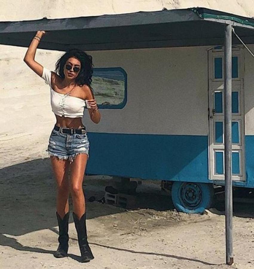 Can Yaman ve Rabia Yaman aşk yaşıyor!